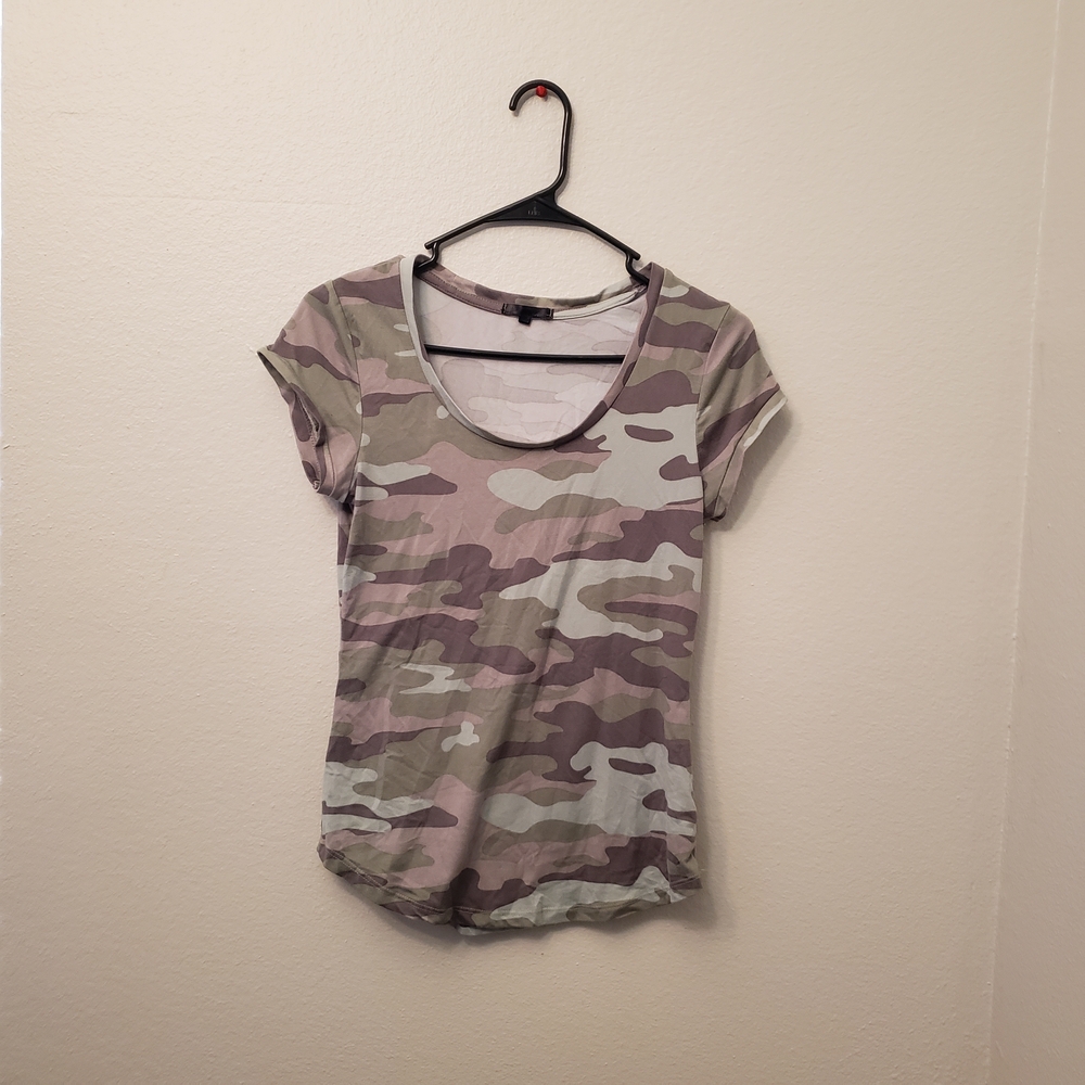 Splash Women's Camouflage Short Sleeve Tee